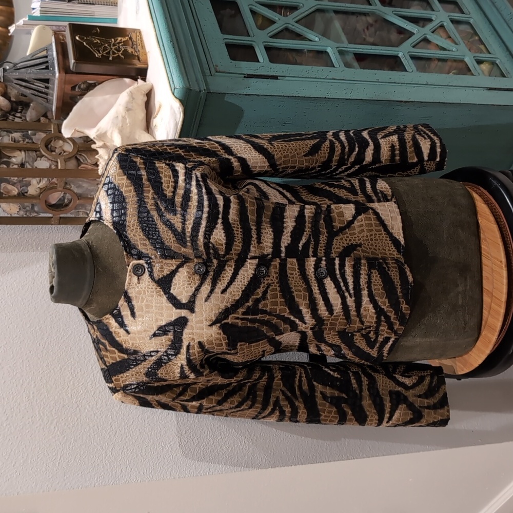 Selene Sport Animal Print Jacket sz M